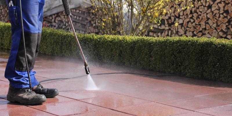 Pressure washing walkway